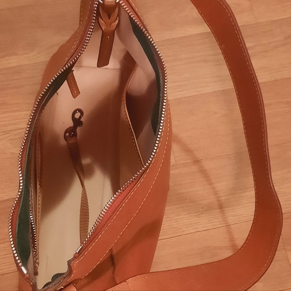 SOLD Dooney & Bourke CASSIDY Hobo - Picture 12 of 16